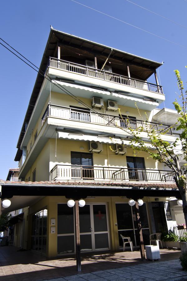 Villa Herkules Olympiakí Aktí エクステリア 写真